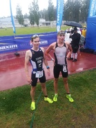 Voitokas kaksikko, Veikka Sarén kultaa vasemmalla ja Ville-Valtteri Salonen SM-hopeaa oikealla.